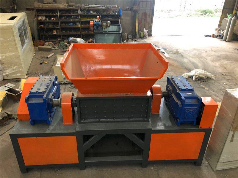 雙軸、四軸剪切式破碎機(jī)